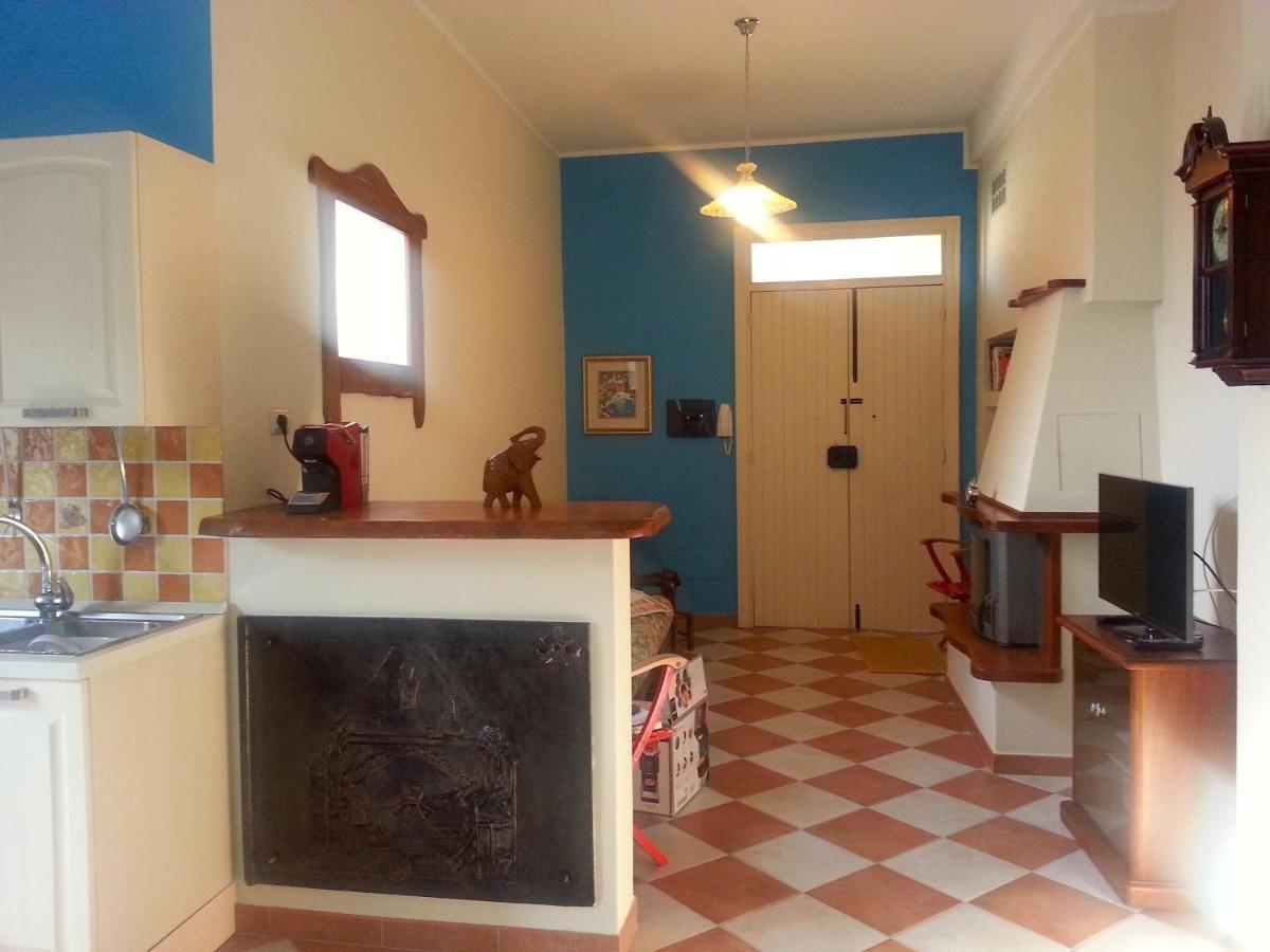 Casa Ondina Ussana - Giardino, Wi-Fi, Aria Condizionata Apartment Luaran gambar